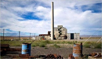 An unused plutonium reactor in Washington State. Photo by Stuart Isett (NY Times)