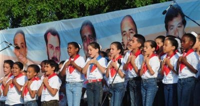 photo of Cuban children singing