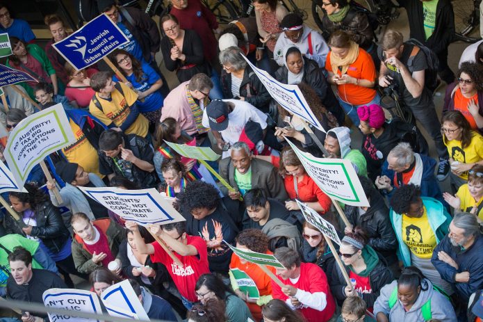 illinois-tax-rally